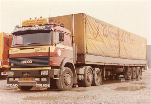 DMC Decals 50-068 J. W. Nielsen, refrigerated van